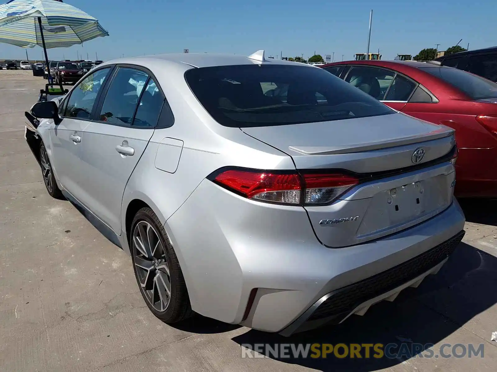 3 Photograph of a damaged car 5YFS4RCE4LP020366 TOYOTA COROLLA 2020