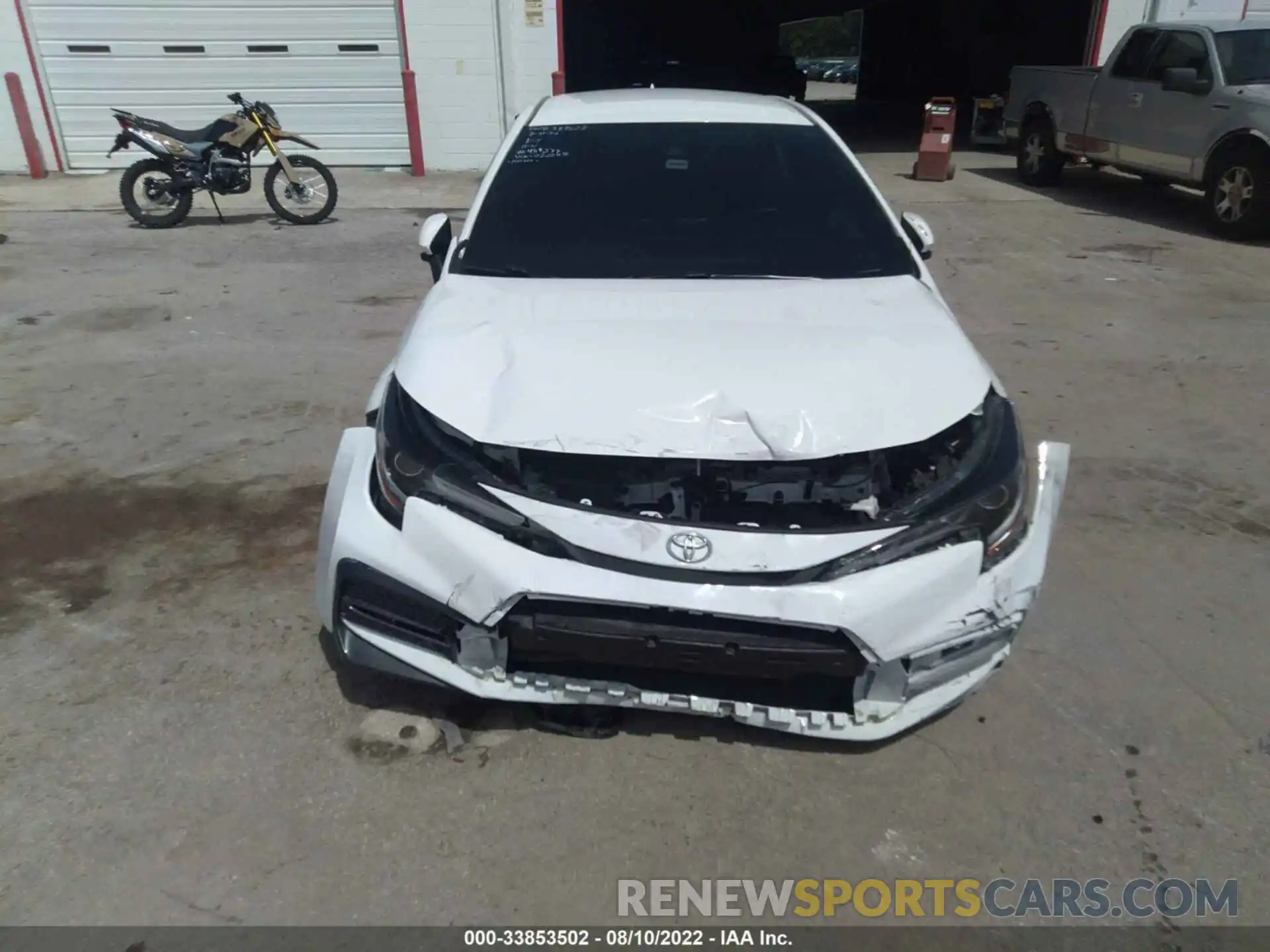 6 Photograph of a damaged car 5YFS4RCE4LP022067 TOYOTA COROLLA 2020