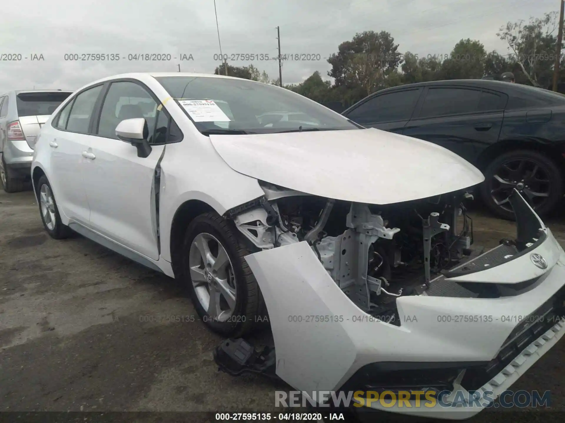 1 Photograph of a damaged car 5YFS4RCE4LP022439 TOYOTA COROLLA 2020