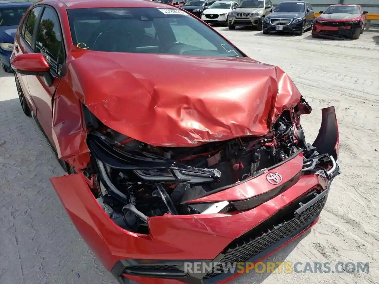 9 Photograph of a damaged car 5YFS4RCE4LP023090 TOYOTA COROLLA 2020