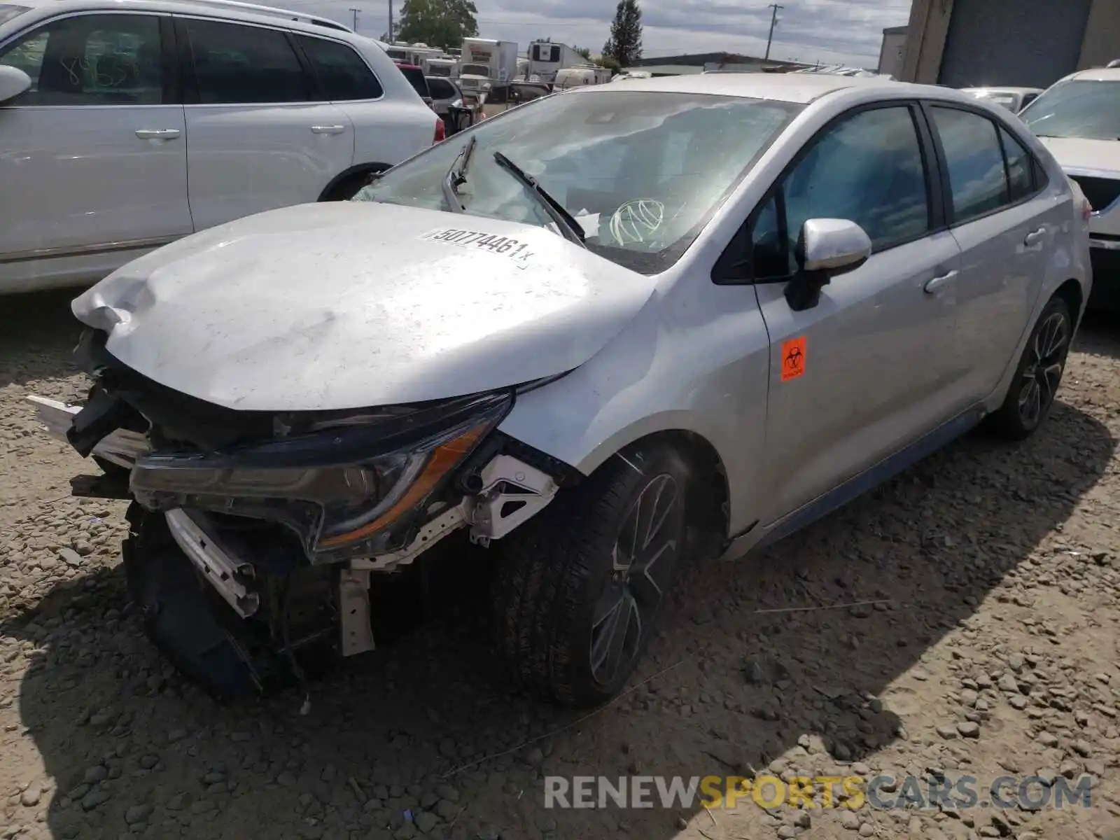 2 Photograph of a damaged car 5YFS4RCE4LP024000 TOYOTA COROLLA 2020