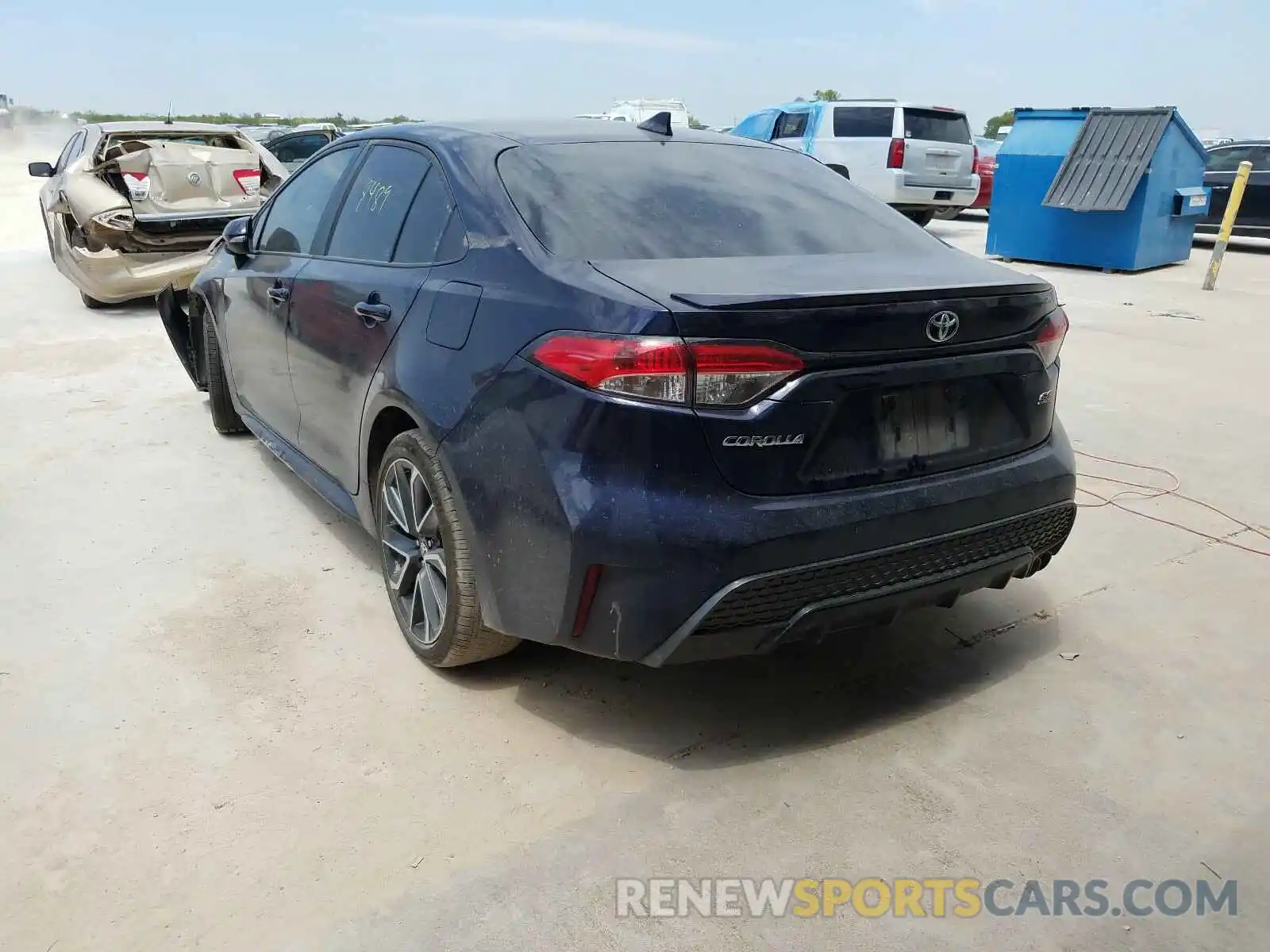 3 Photograph of a damaged car 5YFS4RCE4LP025986 TOYOTA COROLLA 2020