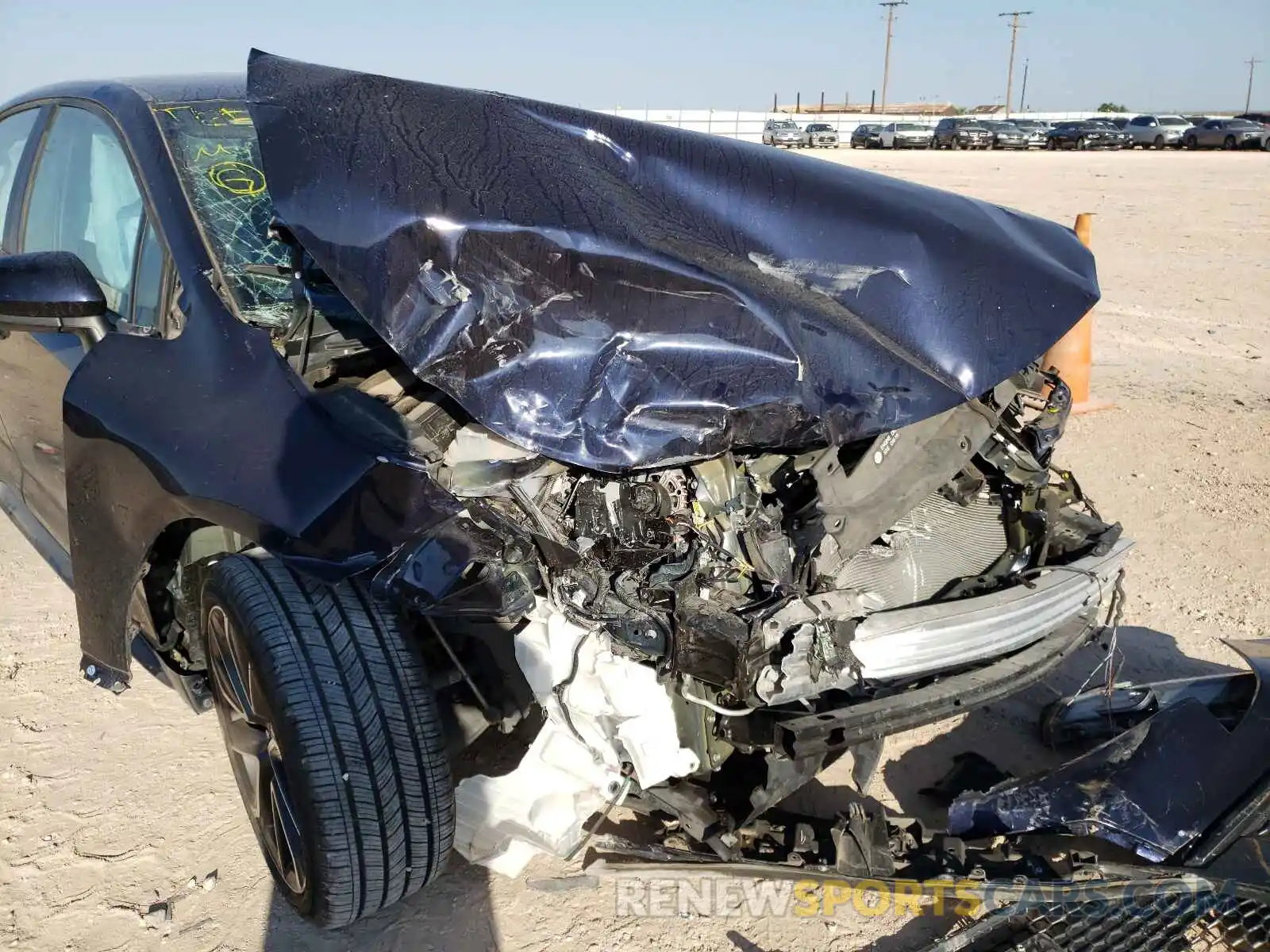 9 Photograph of a damaged car 5YFS4RCE4LP026233 TOYOTA COROLLA 2020