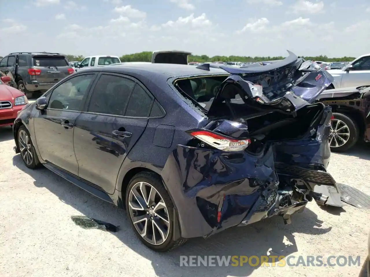 3 Photograph of a damaged car 5YFS4RCE4LP027611 TOYOTA COROLLA 2020