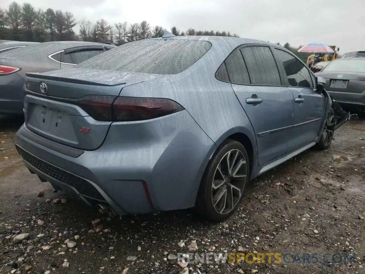 4 Photograph of a damaged car 5YFS4RCE4LP029777 TOYOTA COROLLA 2020