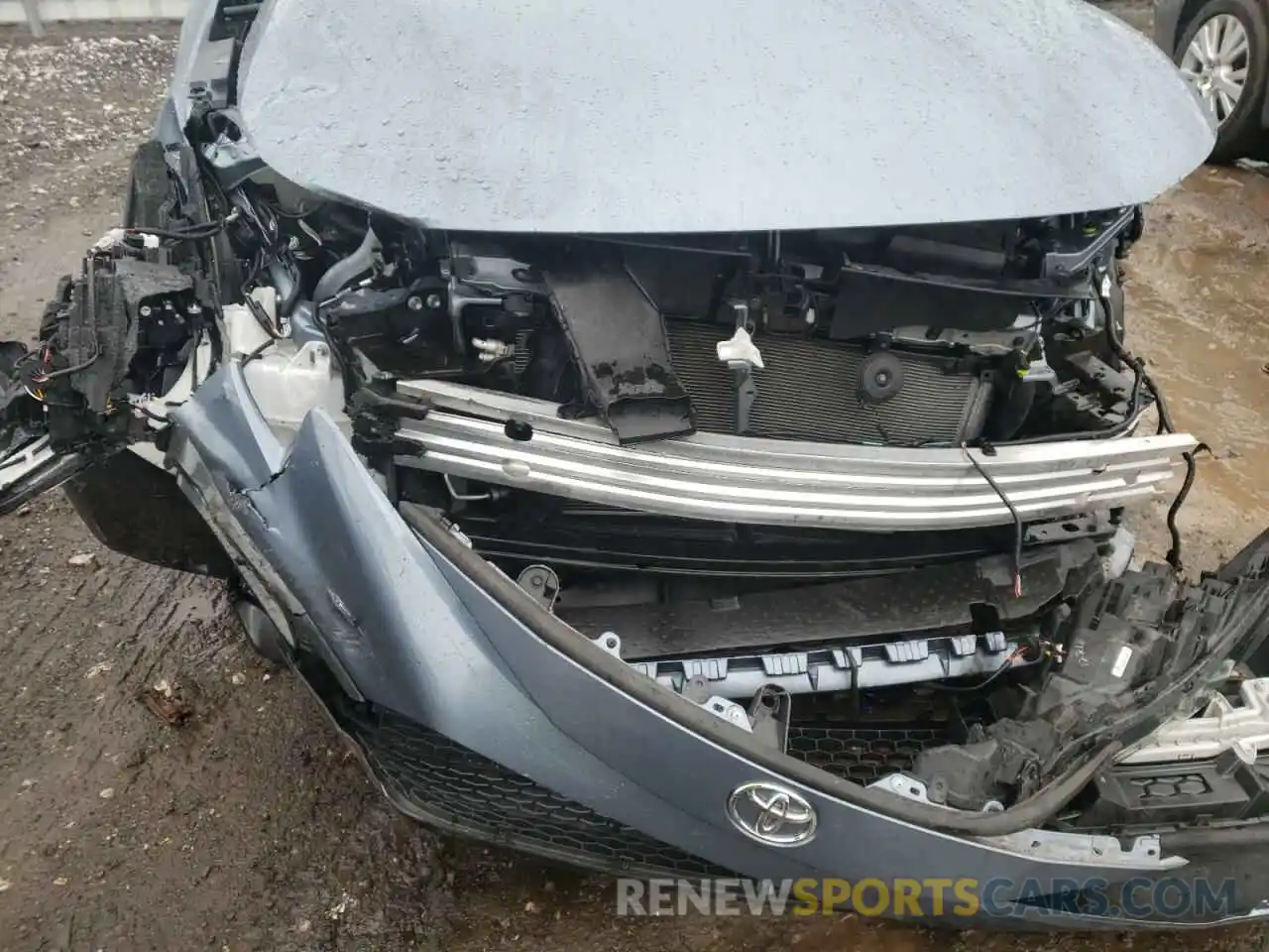 9 Photograph of a damaged car 5YFS4RCE4LP029777 TOYOTA COROLLA 2020