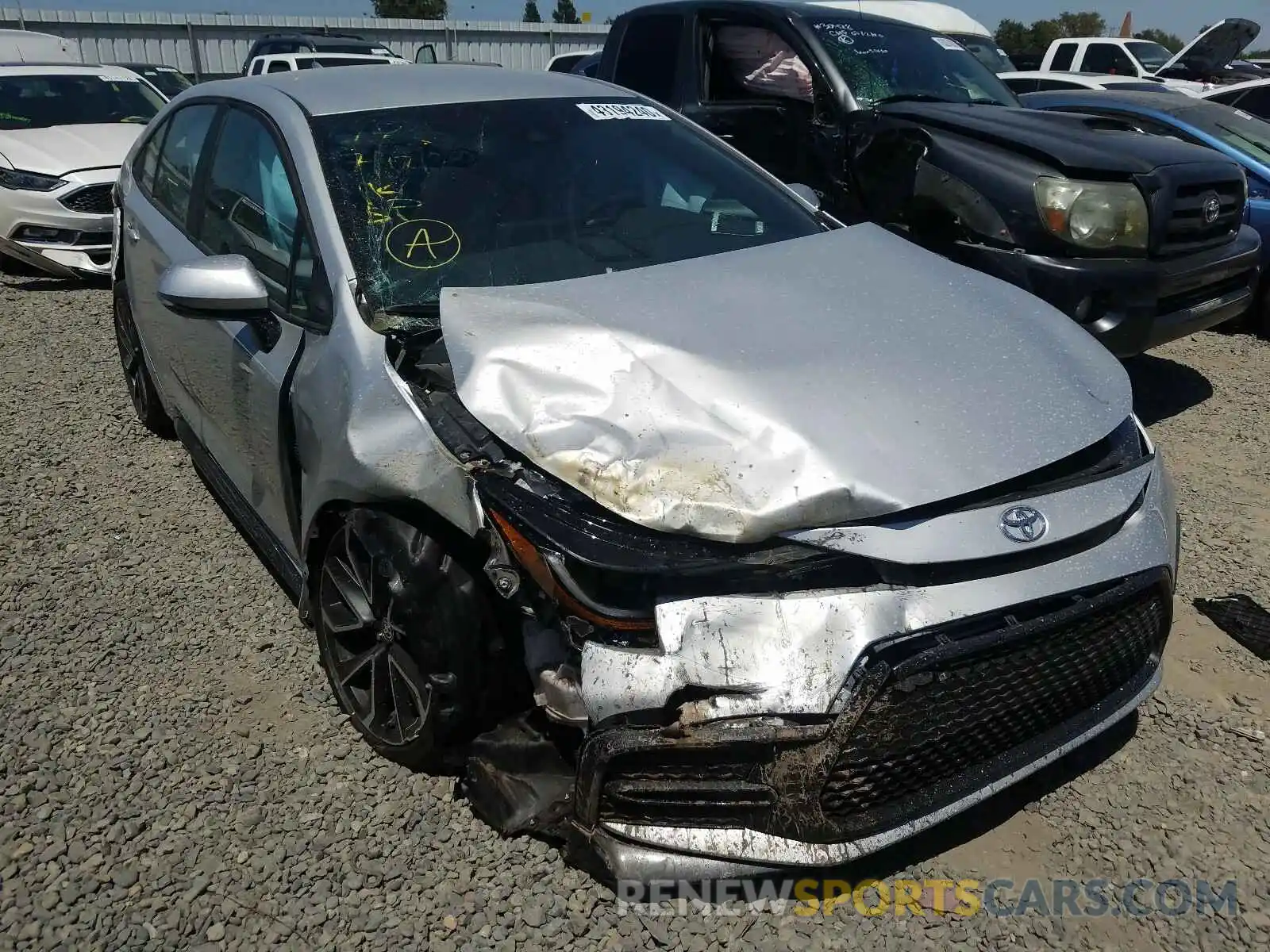 1 Photograph of a damaged car 5YFS4RCE4LP032632 TOYOTA COROLLA 2020