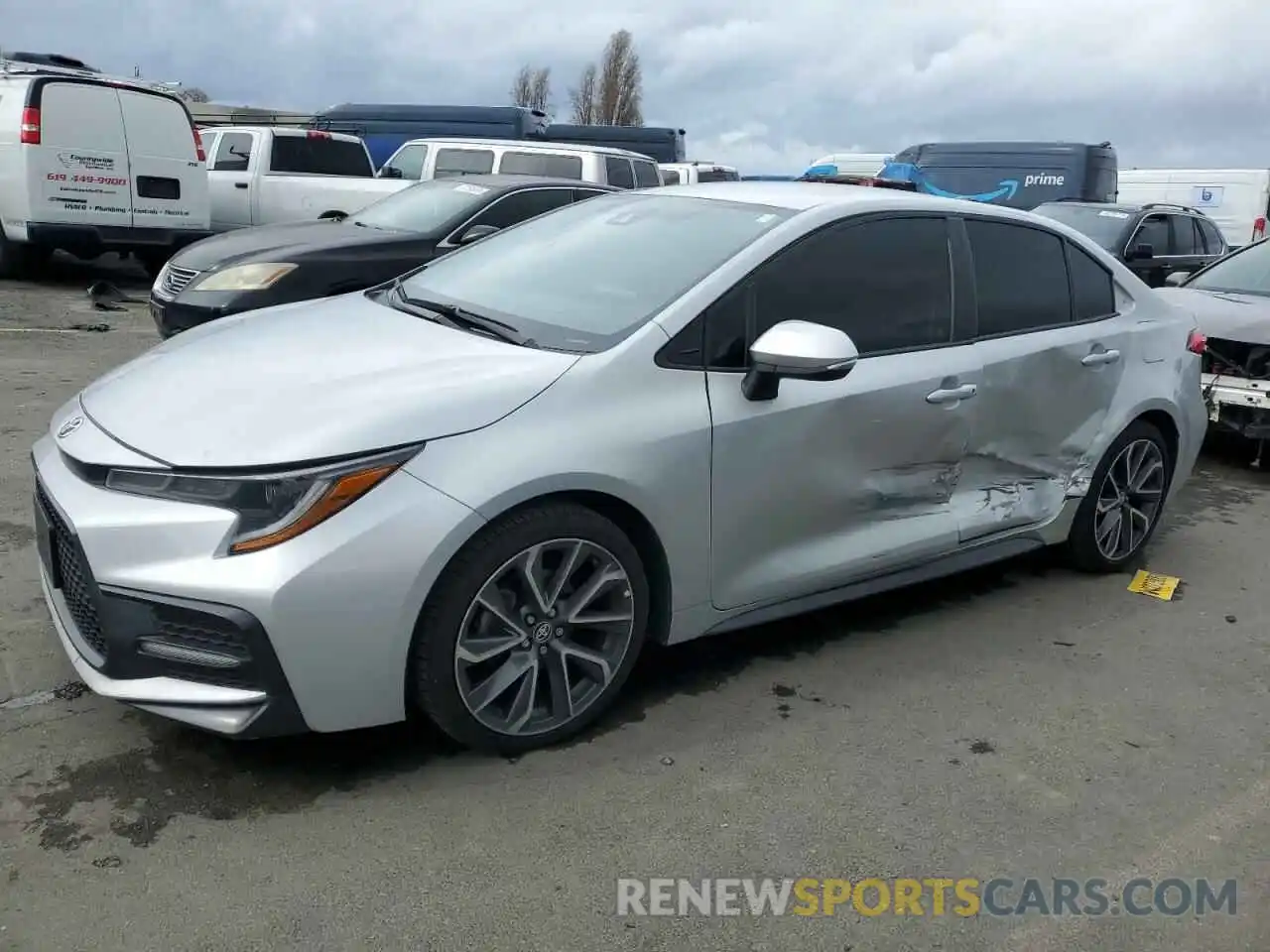 1 Photograph of a damaged car 5YFS4RCE4LP032758 TOYOTA COROLLA 2020