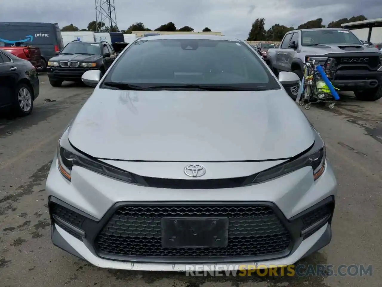 5 Photograph of a damaged car 5YFS4RCE4LP032758 TOYOTA COROLLA 2020