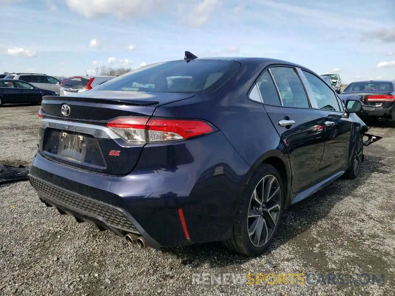 4 Photograph of a damaged car 5YFS4RCE4LP035983 TOYOTA COROLLA 2020