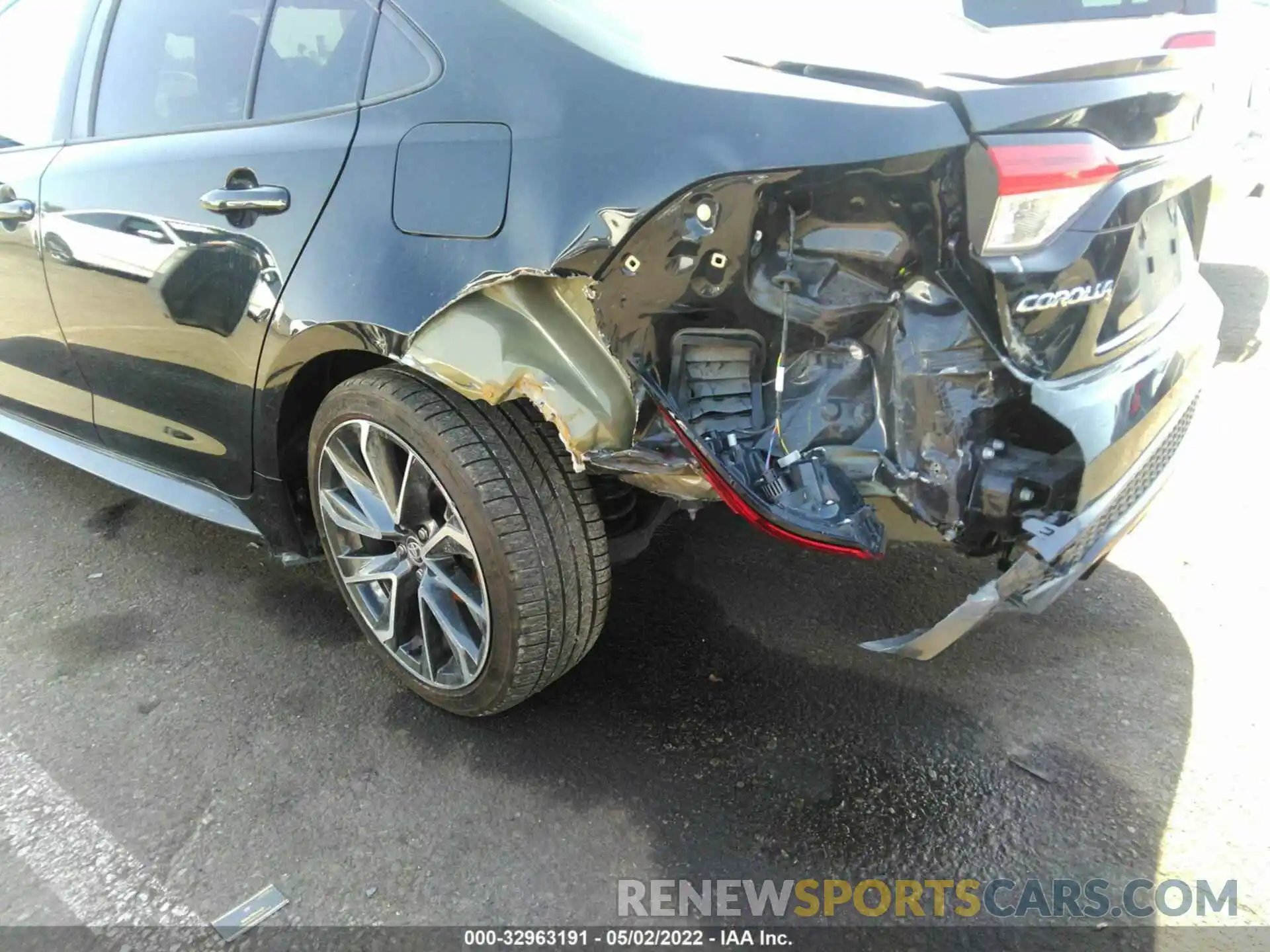 6 Photograph of a damaged car 5YFS4RCE4LP038723 TOYOTA COROLLA 2020