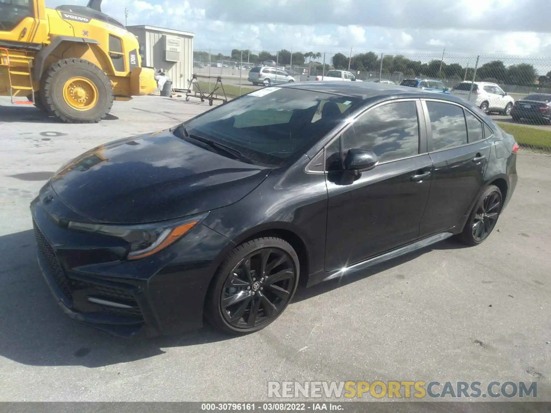 2 Photograph of a damaged car 5YFS4RCE4LP039385 TOYOTA COROLLA 2020