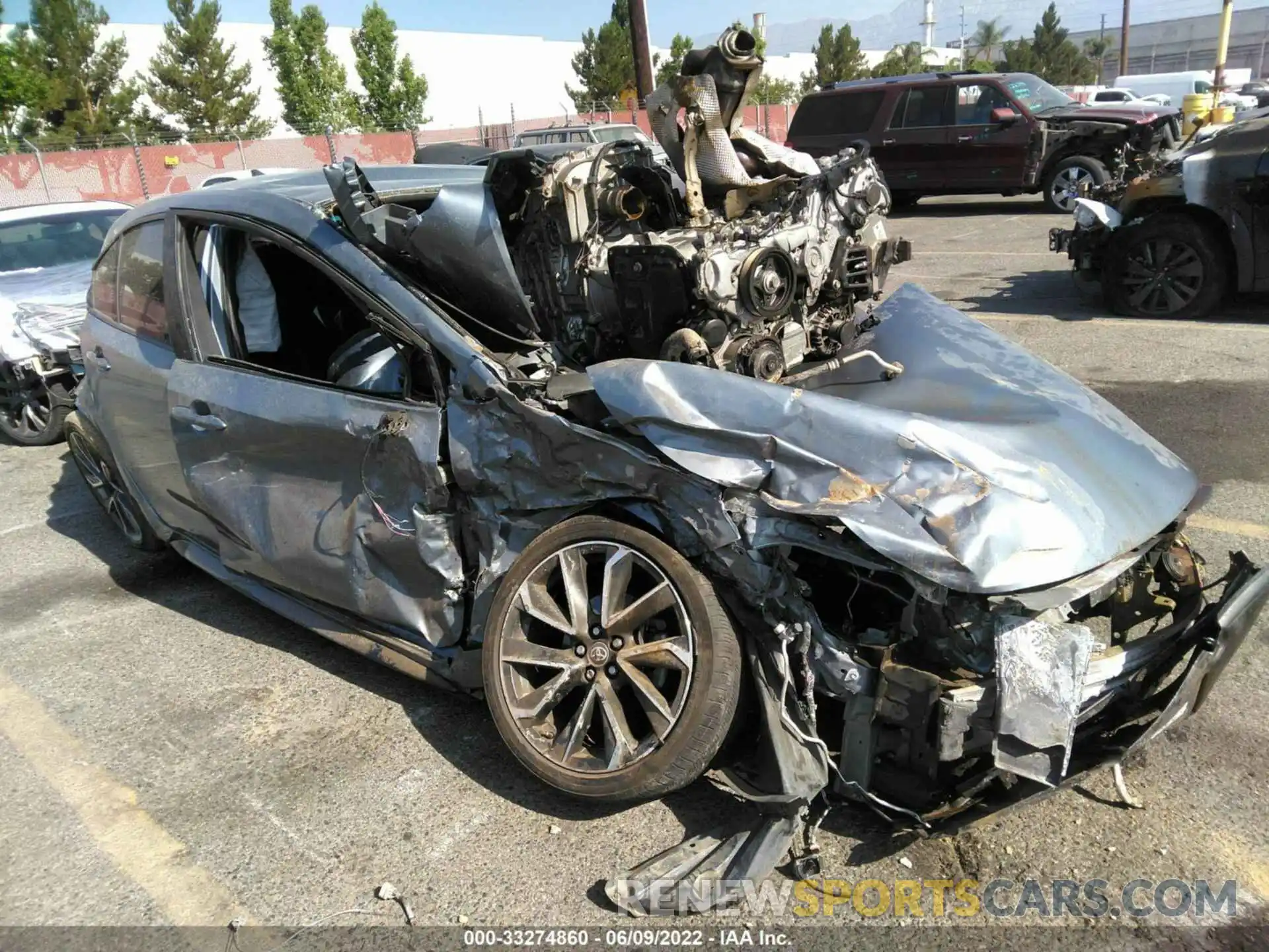 1 Photograph of a damaged car 5YFS4RCE4LP045011 TOYOTA COROLLA 2020