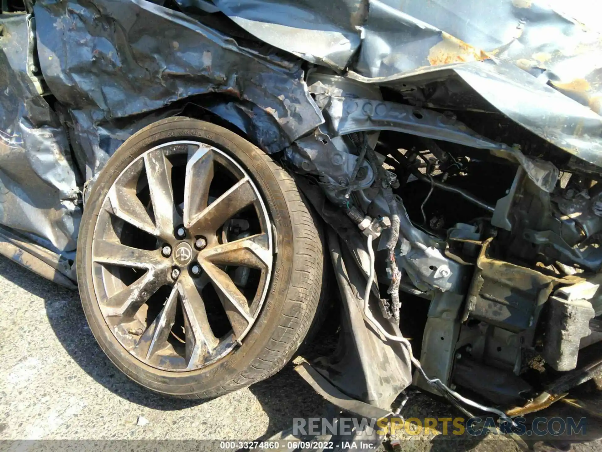 6 Photograph of a damaged car 5YFS4RCE4LP045011 TOYOTA COROLLA 2020