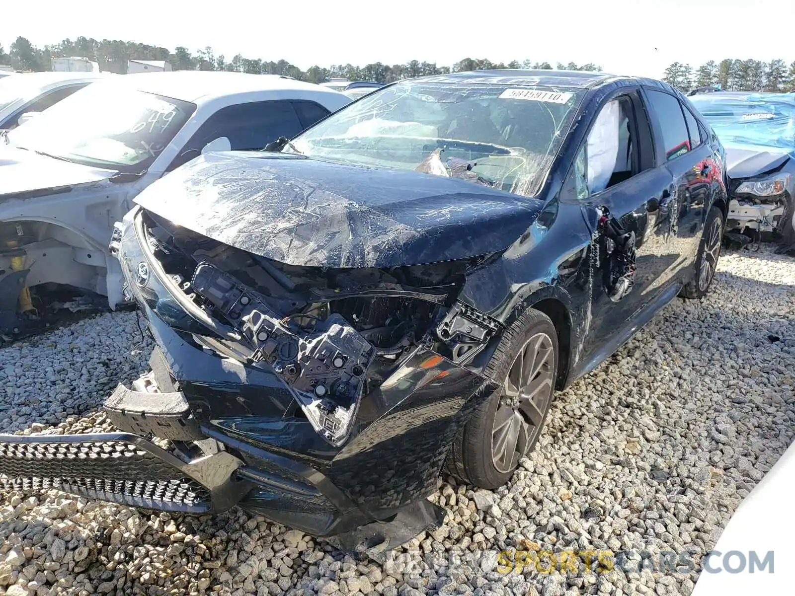 2 Photograph of a damaged car 5YFS4RCE4LP047387 TOYOTA COROLLA 2020
