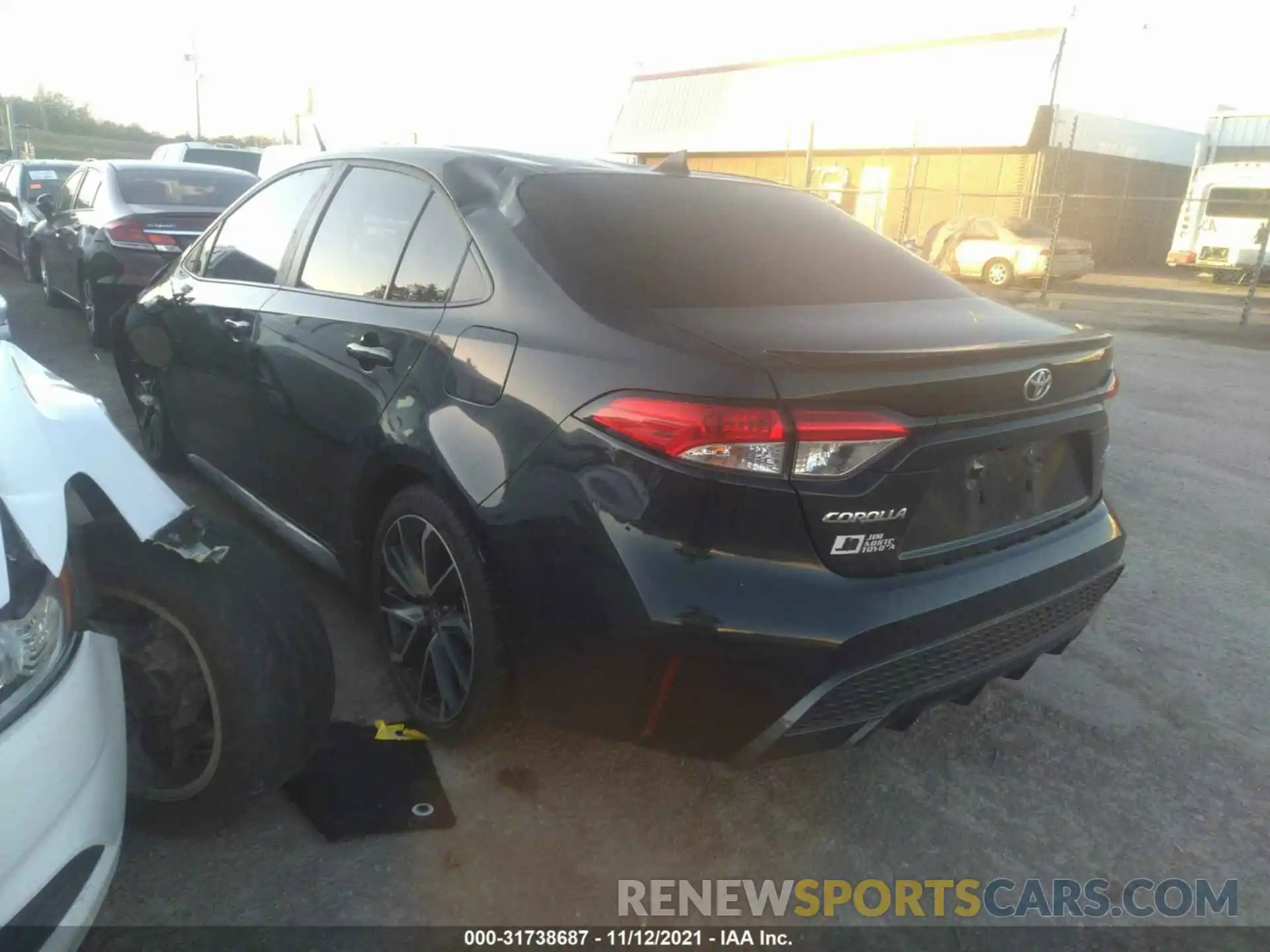 3 Photograph of a damaged car 5YFS4RCE4LP047759 TOYOTA COROLLA 2020