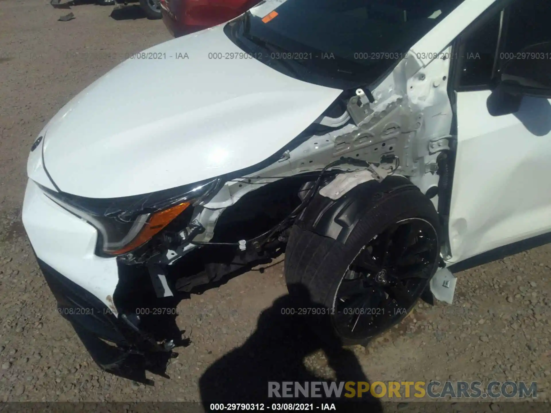 6 Photograph of a damaged car 5YFS4RCE4LP048281 TOYOTA COROLLA 2020