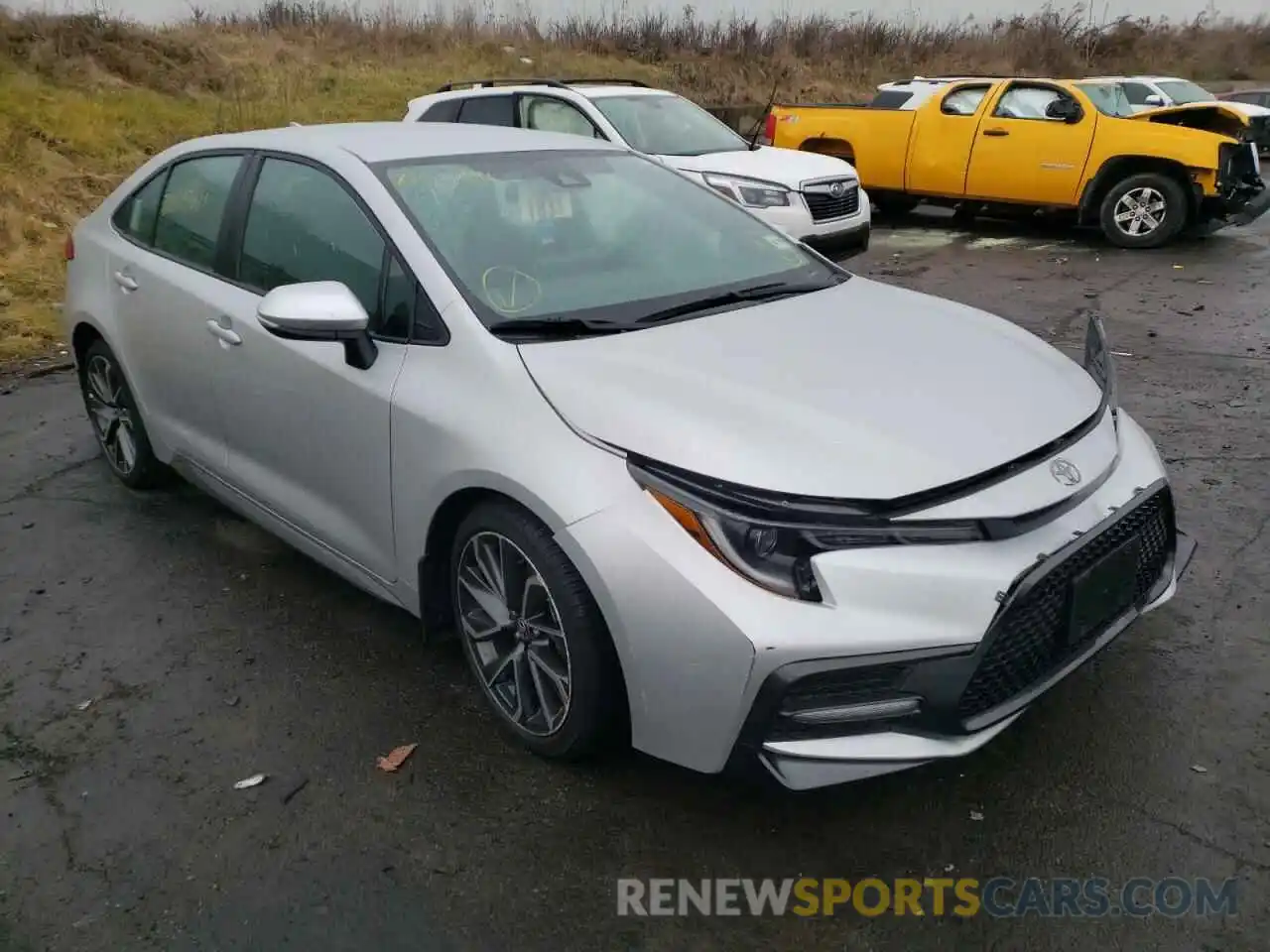 1 Photograph of a damaged car 5YFS4RCE4LP051794 TOYOTA COROLLA 2020