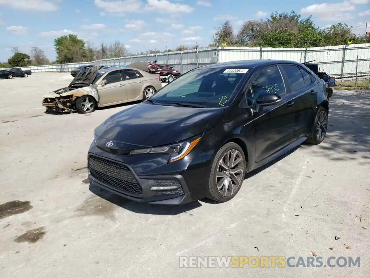 2 Photograph of a damaged car 5YFS4RCE4LP052914 TOYOTA COROLLA 2020