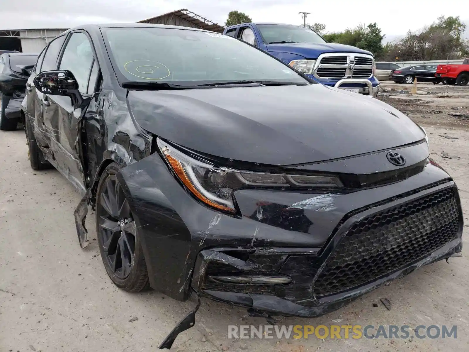 1 Photograph of a damaged car 5YFS4RCE4LP053822 TOYOTA COROLLA 2020