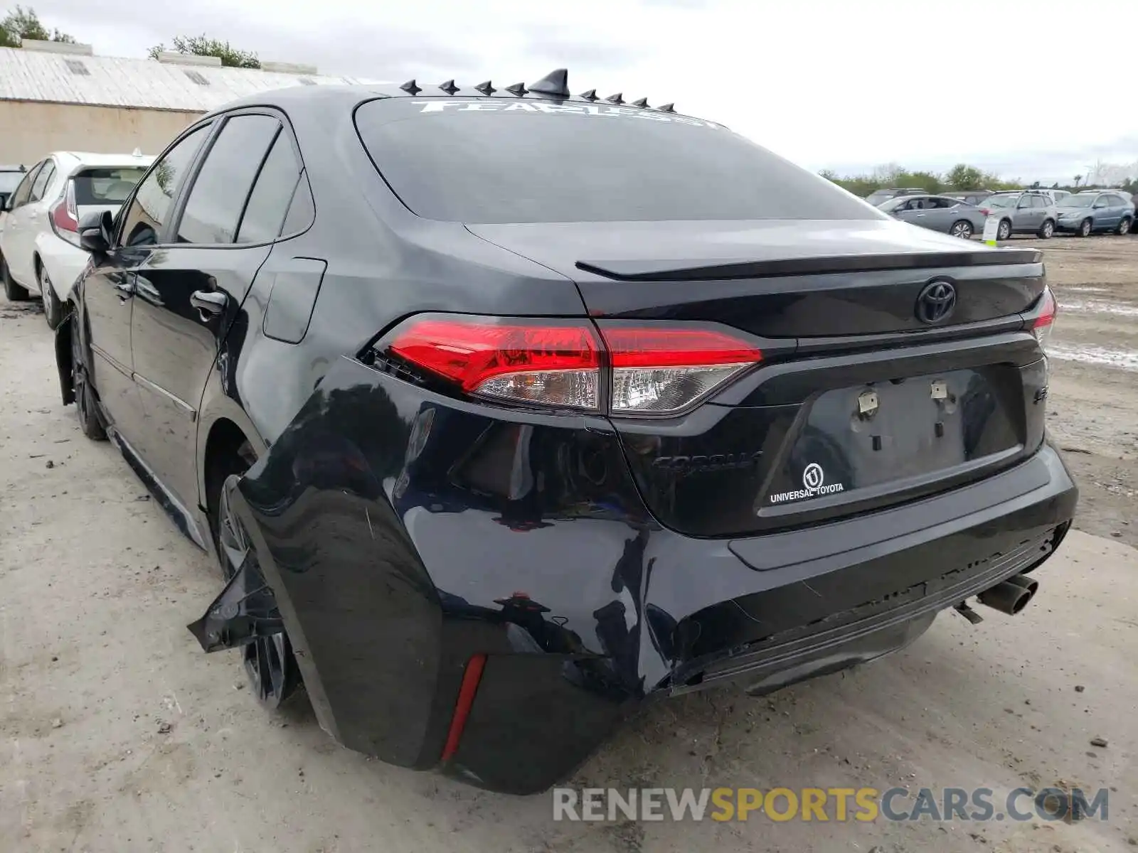 3 Photograph of a damaged car 5YFS4RCE4LP053822 TOYOTA COROLLA 2020