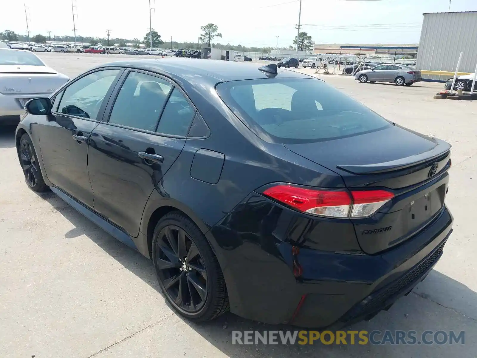 3 Photograph of a damaged car 5YFS4RCE4LP054050 TOYOTA COROLLA 2020