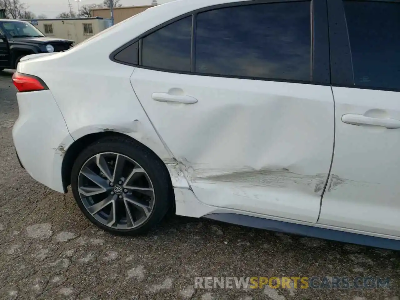 9 Photograph of a damaged car 5YFS4RCE4LP054159 TOYOTA COROLLA 2020