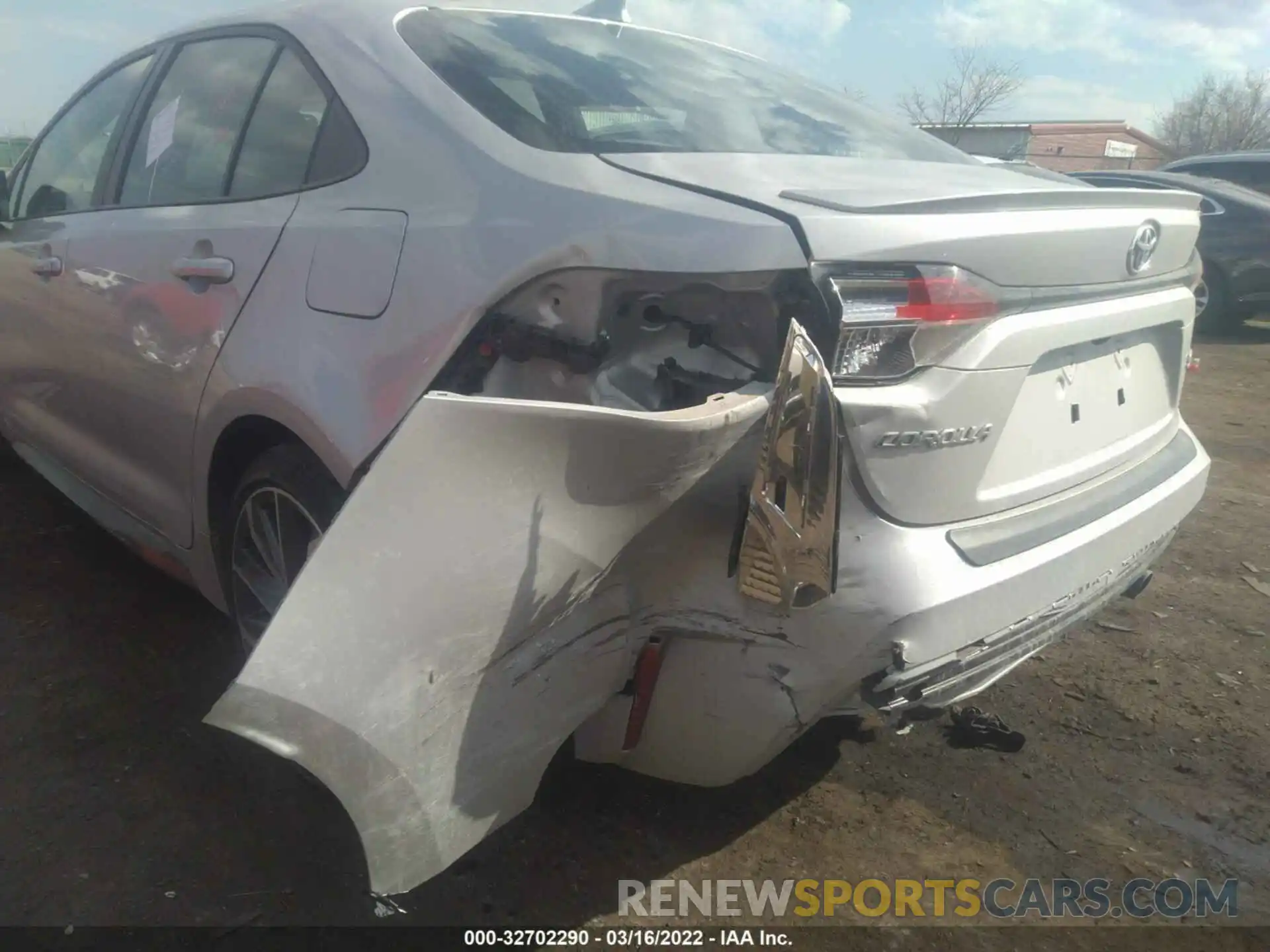 6 Photograph of a damaged car 5YFS4RCE4LP054470 TOYOTA COROLLA 2020