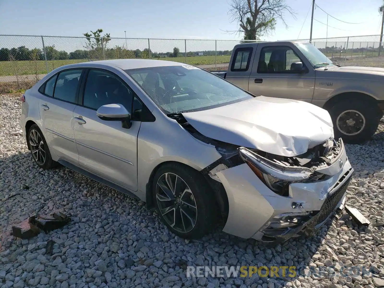 1 Photograph of a damaged car 5YFS4RCE5LP003088 TOYOTA COROLLA 2020