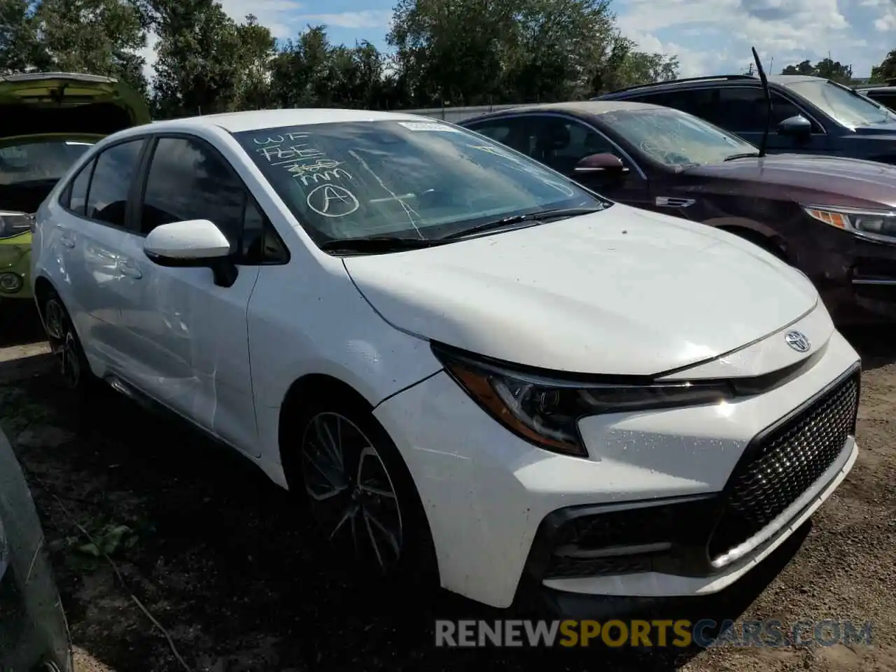 1 Photograph of a damaged car 5YFS4RCE5LP007691 TOYOTA COROLLA 2020