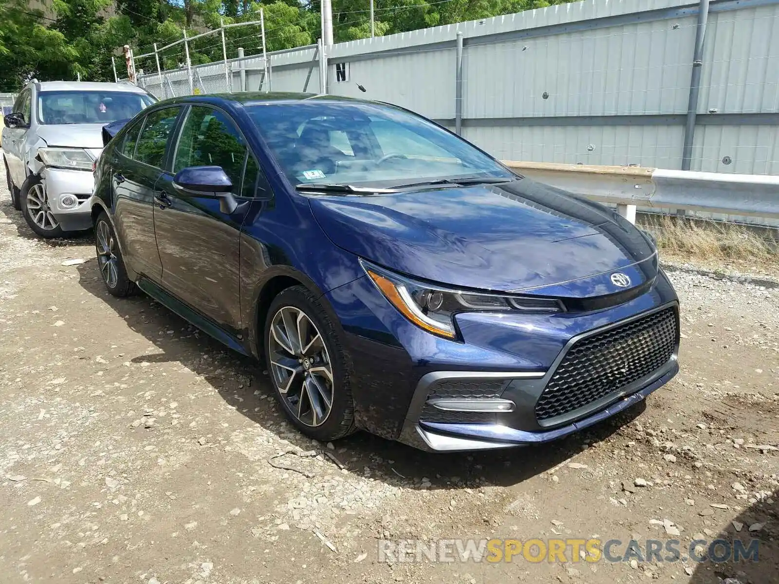 1 Photograph of a damaged car 5YFS4RCE5LP008422 TOYOTA COROLLA 2020