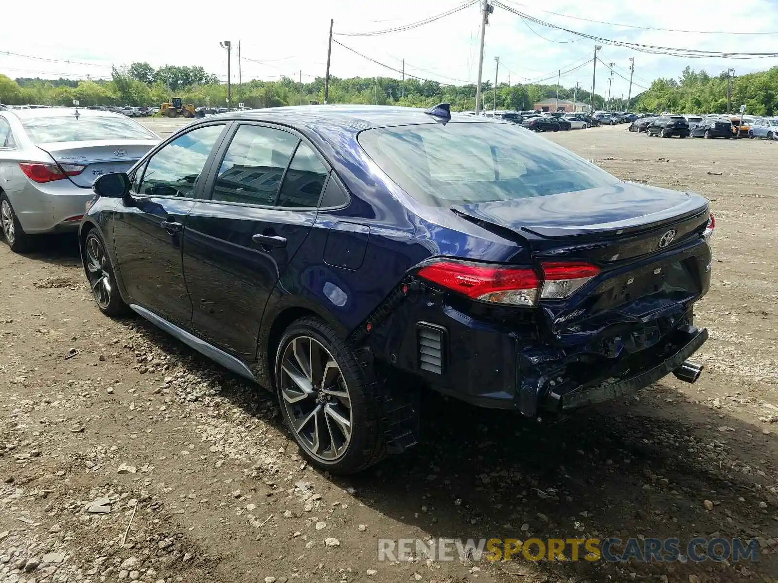 3 Photograph of a damaged car 5YFS4RCE5LP008422 TOYOTA COROLLA 2020