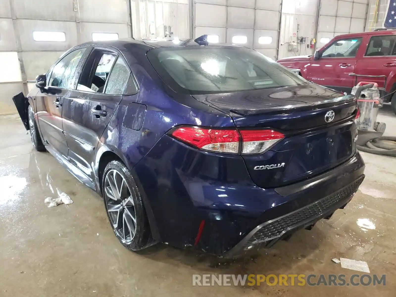 3 Photograph of a damaged car 5YFS4RCE5LP008694 TOYOTA COROLLA 2020