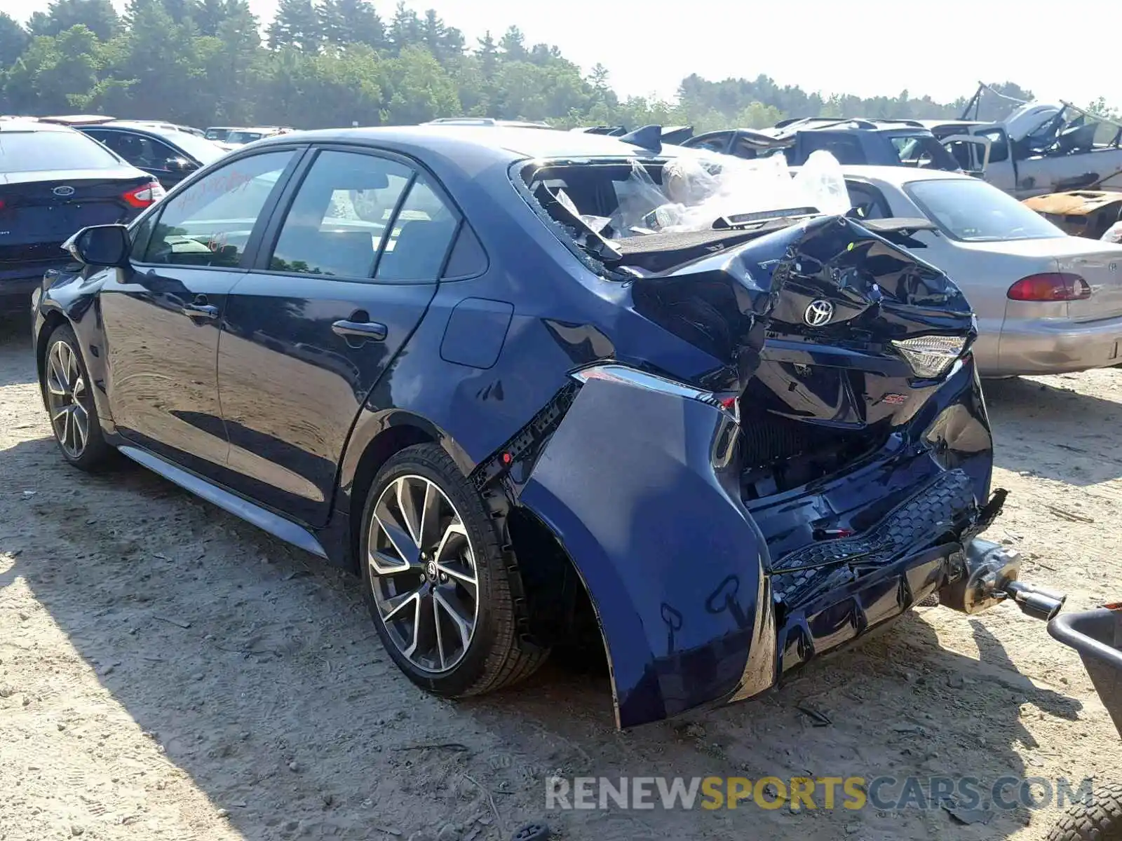 3 Photograph of a damaged car 5YFS4RCE5LP008890 TOYOTA COROLLA 2020