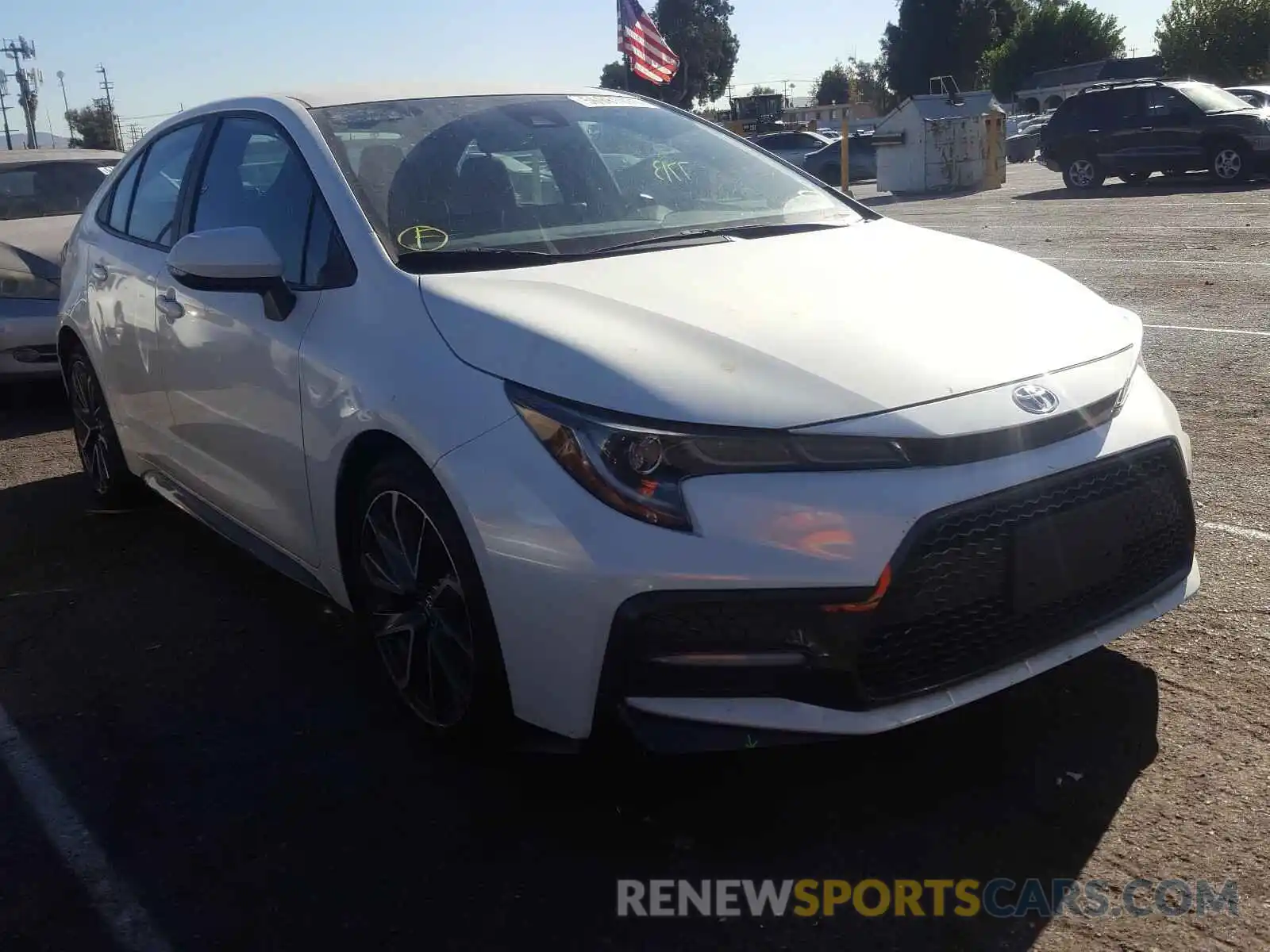 1 Photograph of a damaged car 5YFS4RCE5LP013412 TOYOTA COROLLA 2020