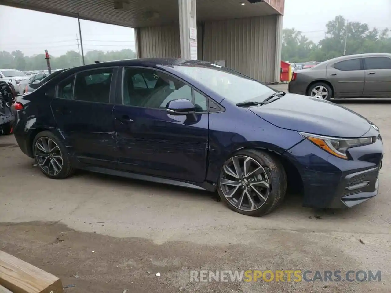 9 Photograph of a damaged car 5YFS4RCE5LP015144 TOYOTA COROLLA 2020