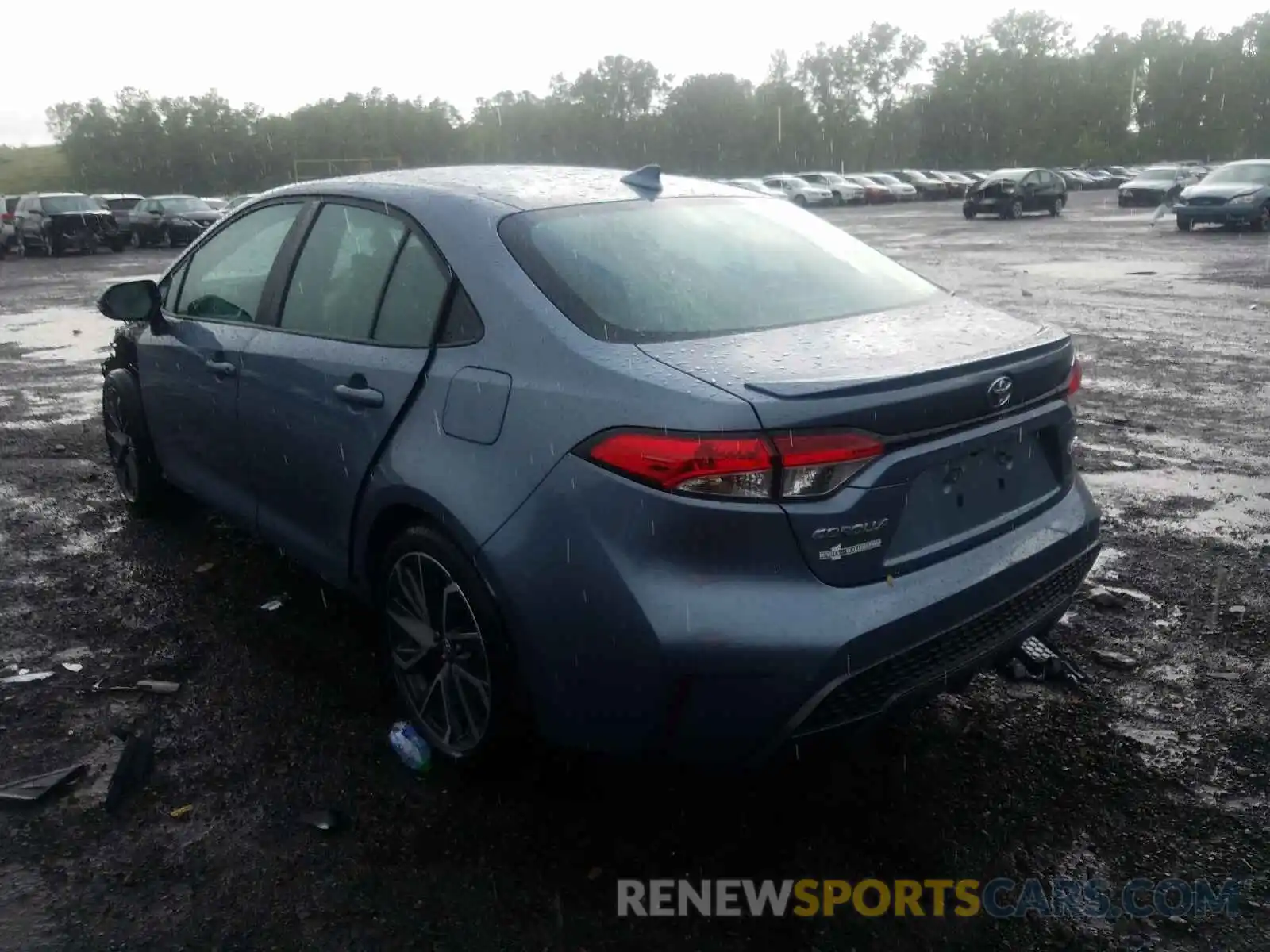 3 Photograph of a damaged car 5YFS4RCE5LP015483 TOYOTA COROLLA 2020