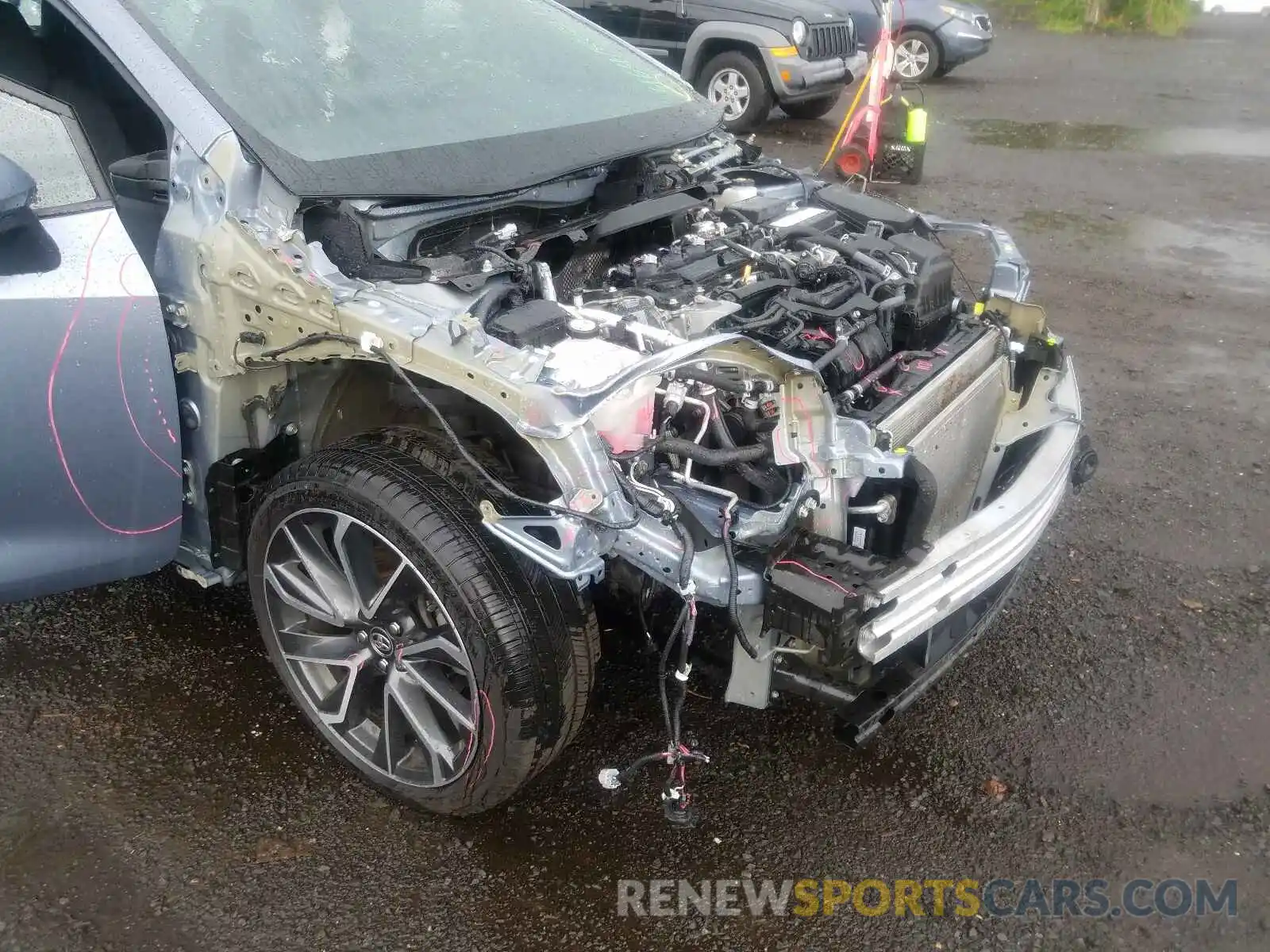 9 Photograph of a damaged car 5YFS4RCE5LP015483 TOYOTA COROLLA 2020