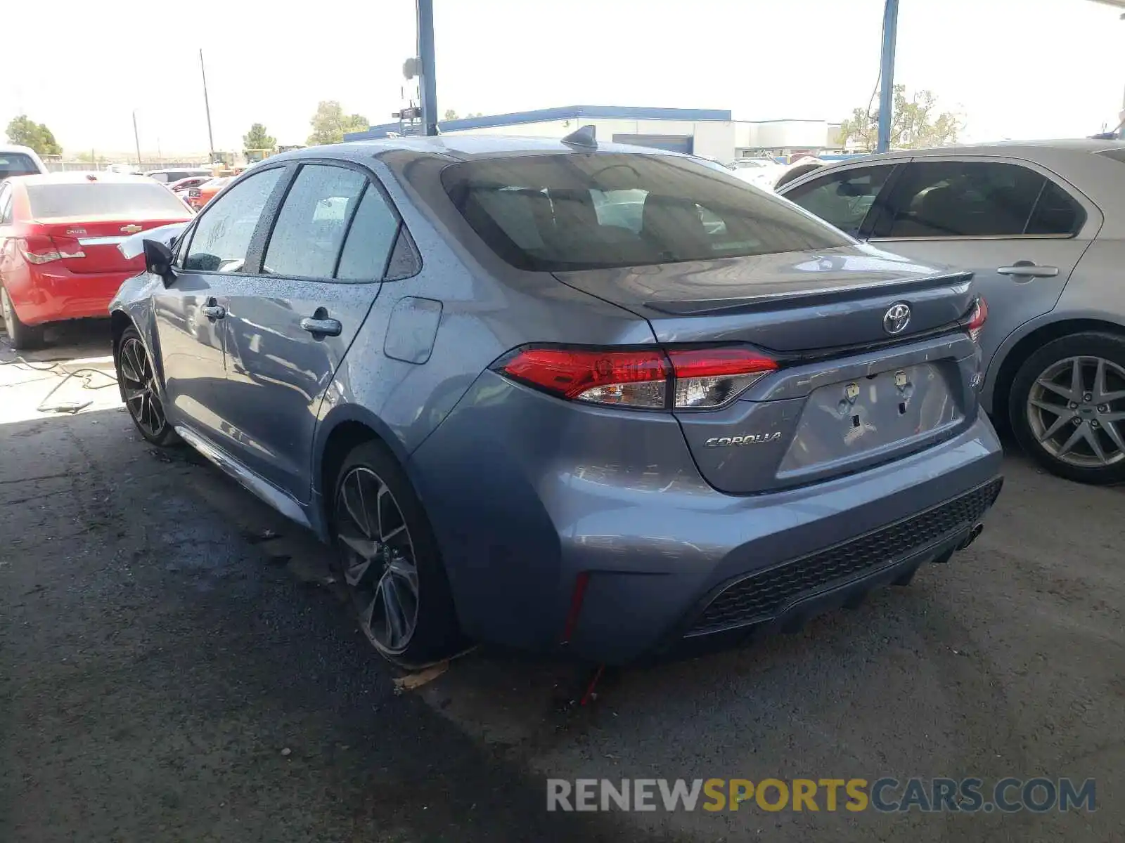 3 Photograph of a damaged car 5YFS4RCE5LP015631 TOYOTA COROLLA 2020