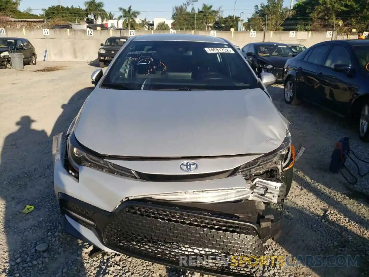 9 Photograph of a damaged car 5YFS4RCE5LP017380 TOYOTA COROLLA 2020