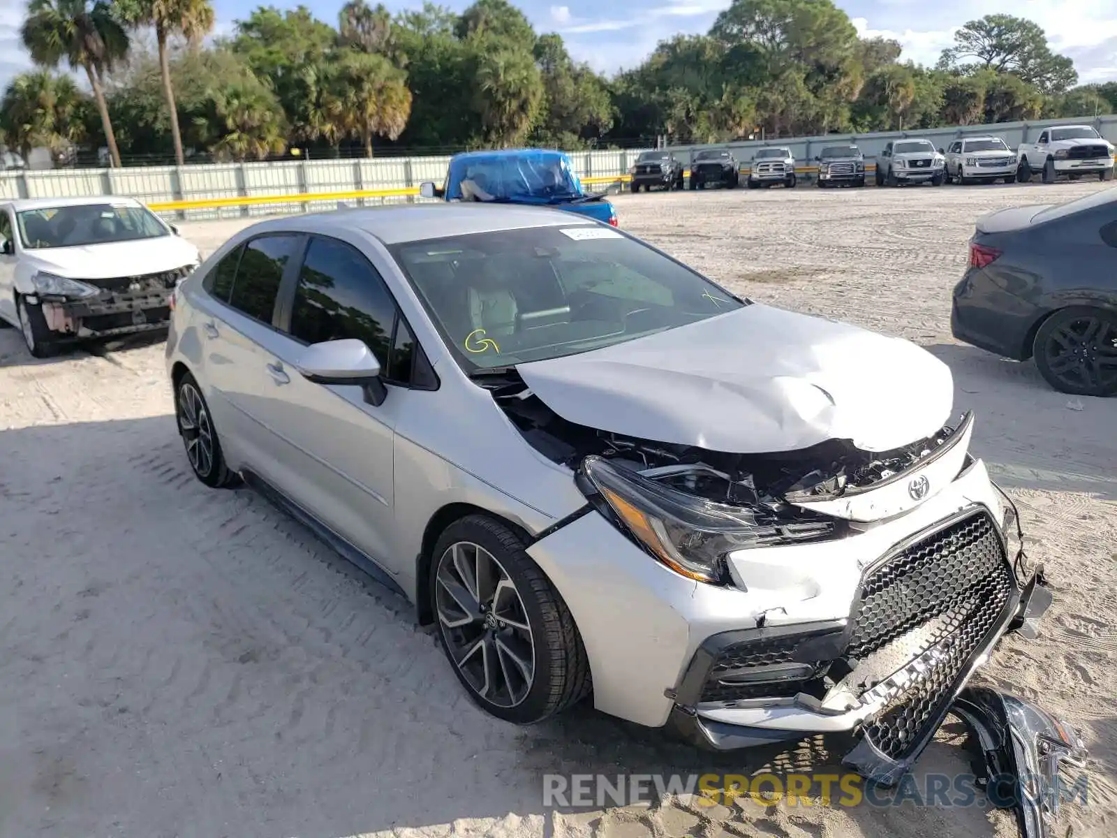 1 Photograph of a damaged car 5YFS4RCE5LP018111 TOYOTA COROLLA 2020