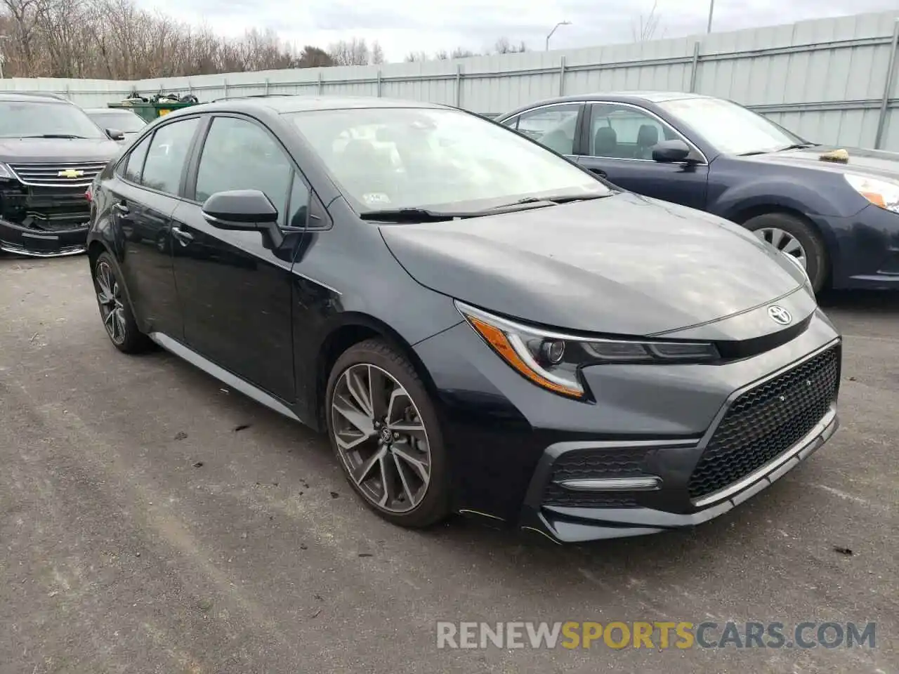 1 Photograph of a damaged car 5YFS4RCE5LP018397 TOYOTA COROLLA 2020