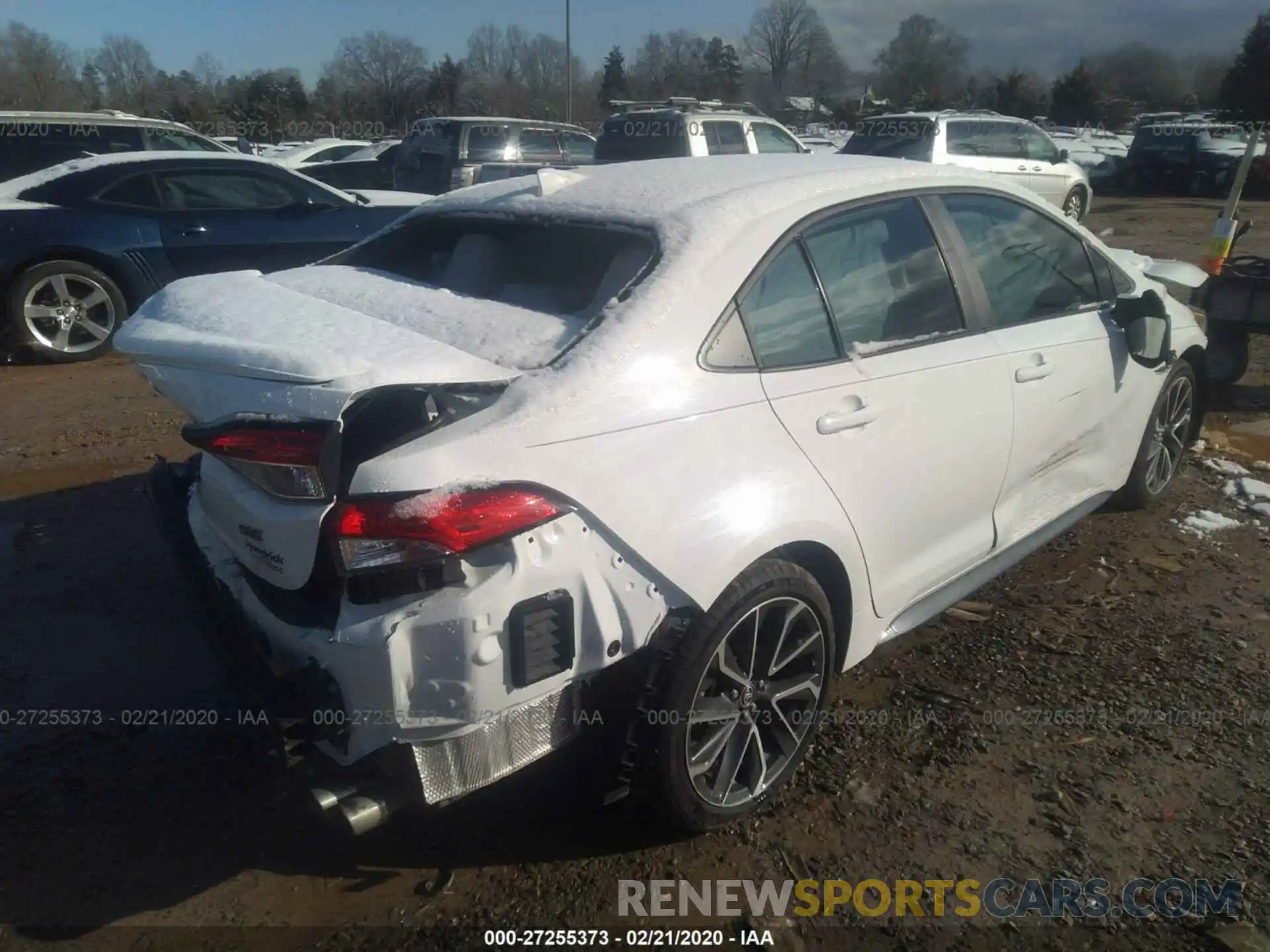 4 Photograph of a damaged car 5YFS4RCE5LP020649 TOYOTA COROLLA 2020