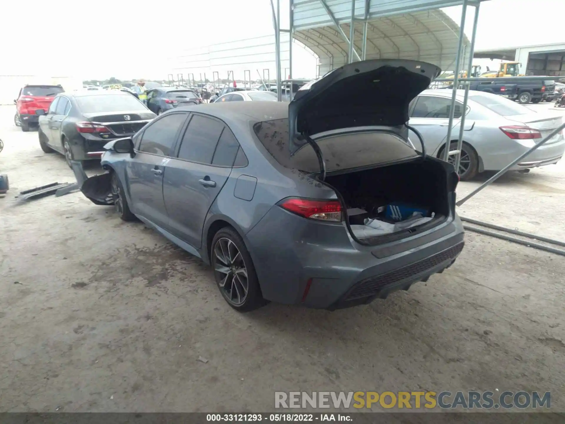 3 Photograph of a damaged car 5YFS4RCE5LP020957 TOYOTA COROLLA 2020