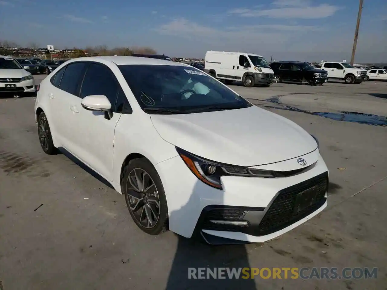 1 Photograph of a damaged car 5YFS4RCE5LP022014 TOYOTA COROLLA 2020