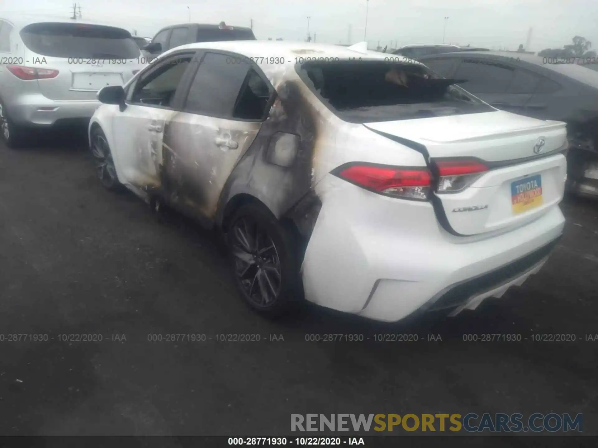 3 Photograph of a damaged car 5YFS4RCE5LP022160 TOYOTA COROLLA 2020