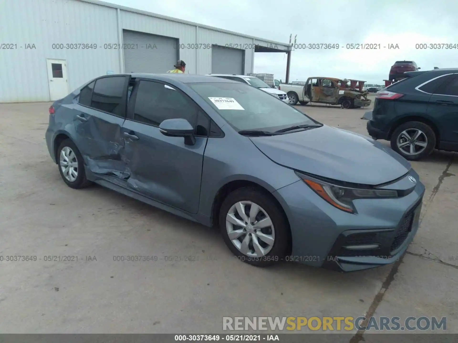 1 Photograph of a damaged car 5YFS4RCE5LP022594 TOYOTA COROLLA 2020