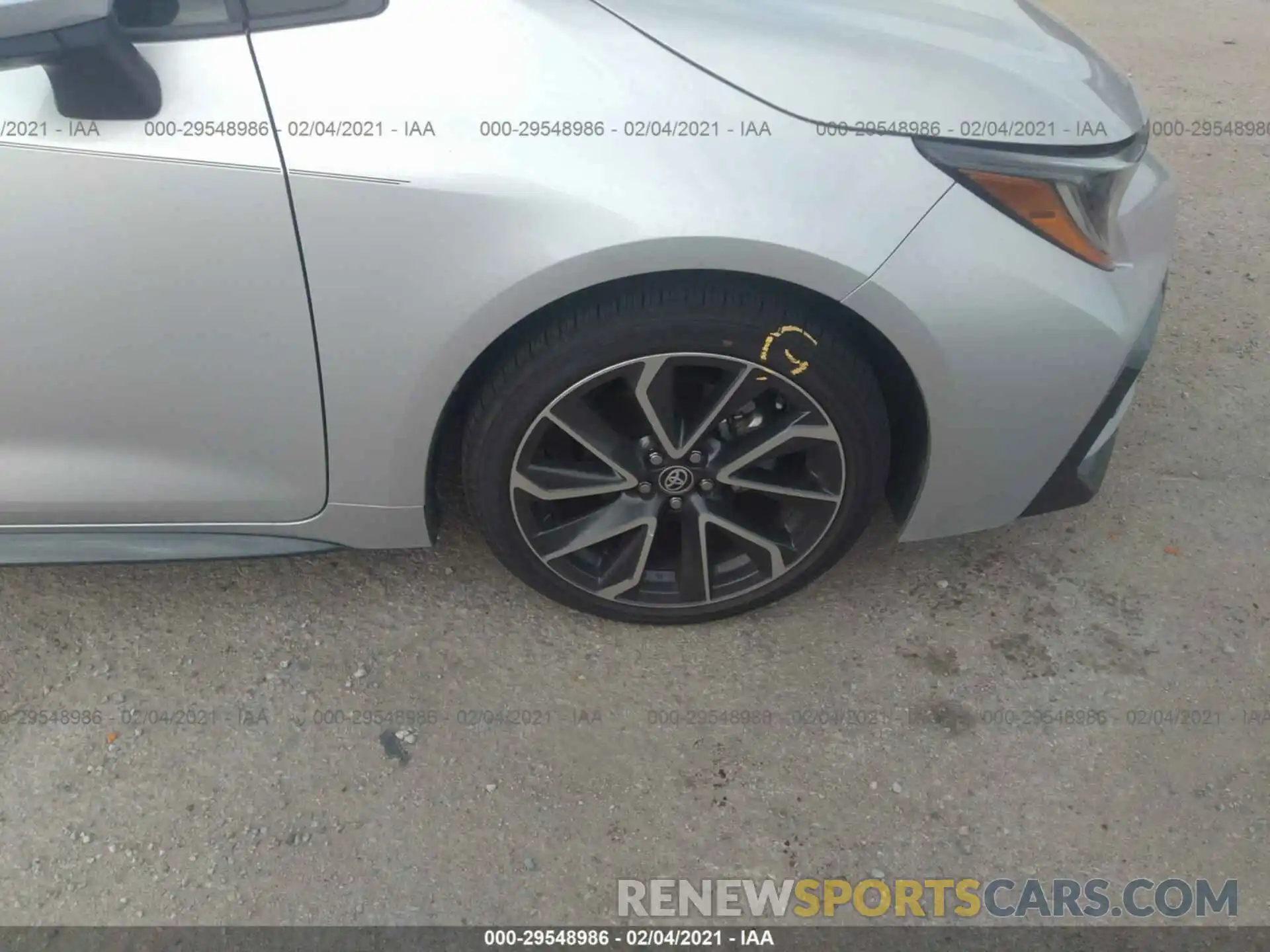 14 Photograph of a damaged car 5YFS4RCE5LP022966 TOYOTA COROLLA 2020