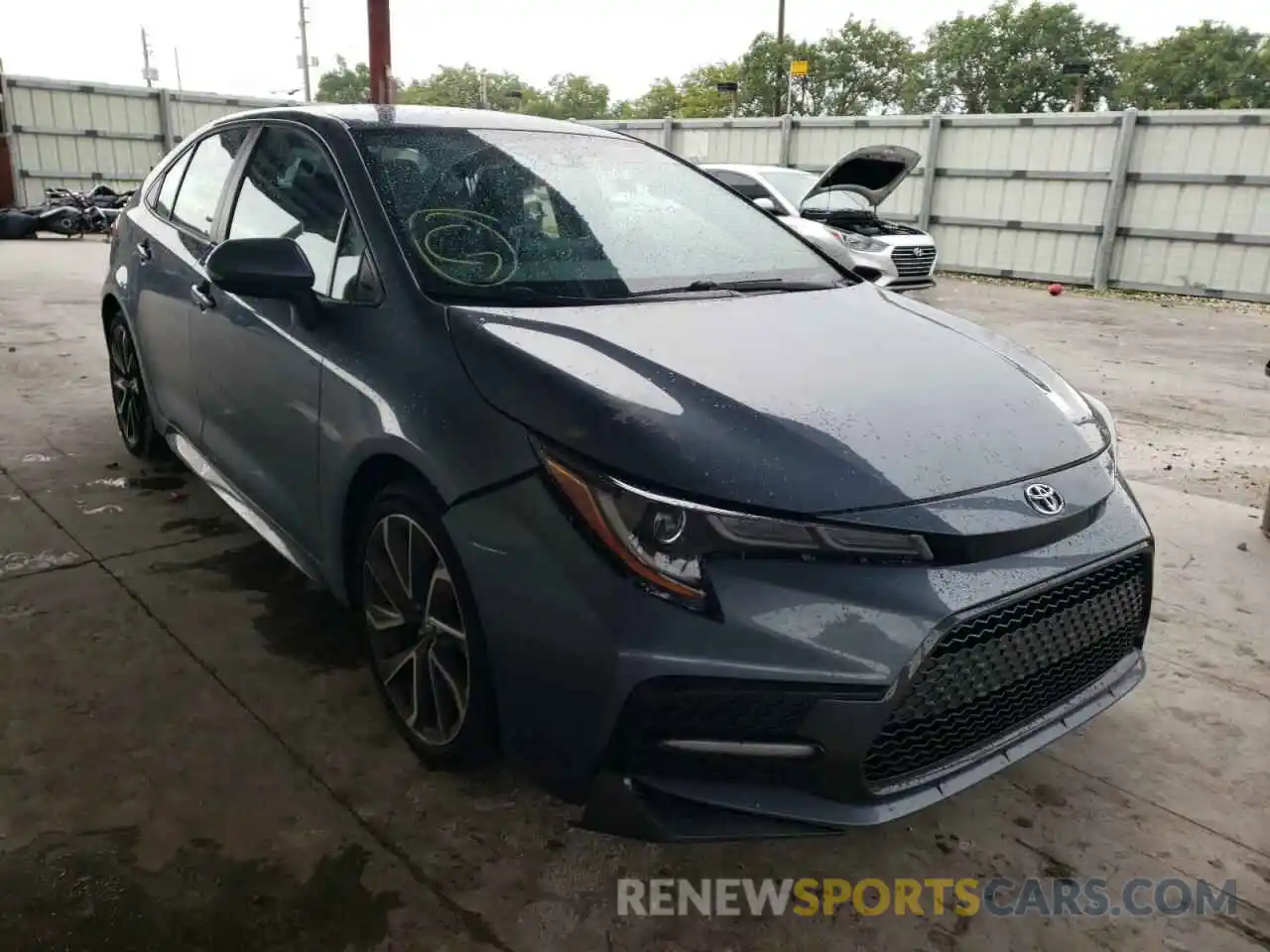 1 Photograph of a damaged car 5YFS4RCE5LP024278 TOYOTA COROLLA 2020