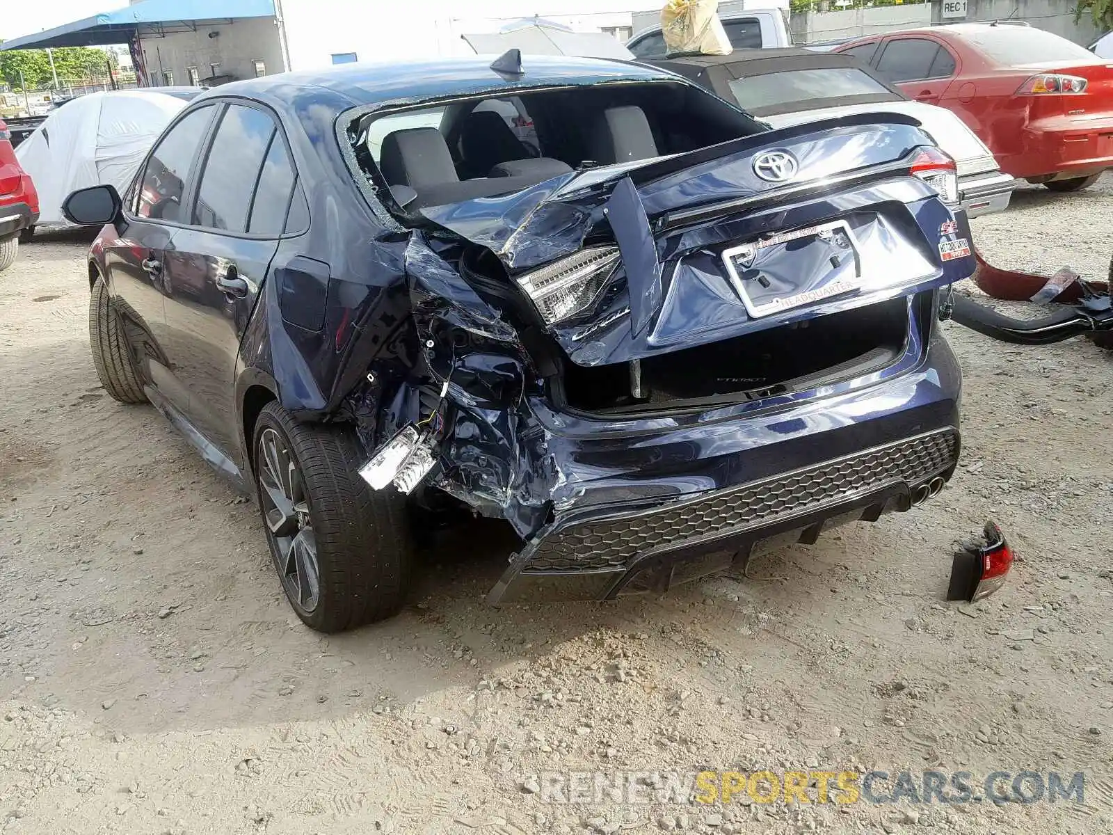 3 Photograph of a damaged car 5YFS4RCE5LP026094 TOYOTA COROLLA 2020